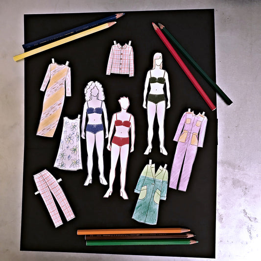 Advent Day 14 + 15: Alice & Co paper dolls